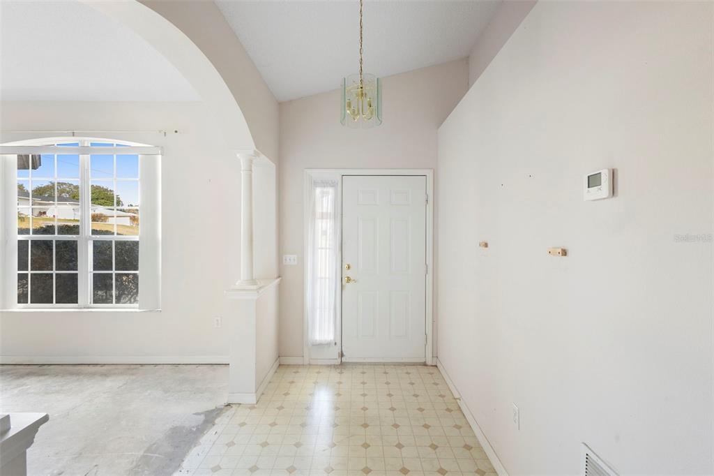 2123 Shadow Ridge Drive Deltona, FL 32725 - Photo 8 of 51