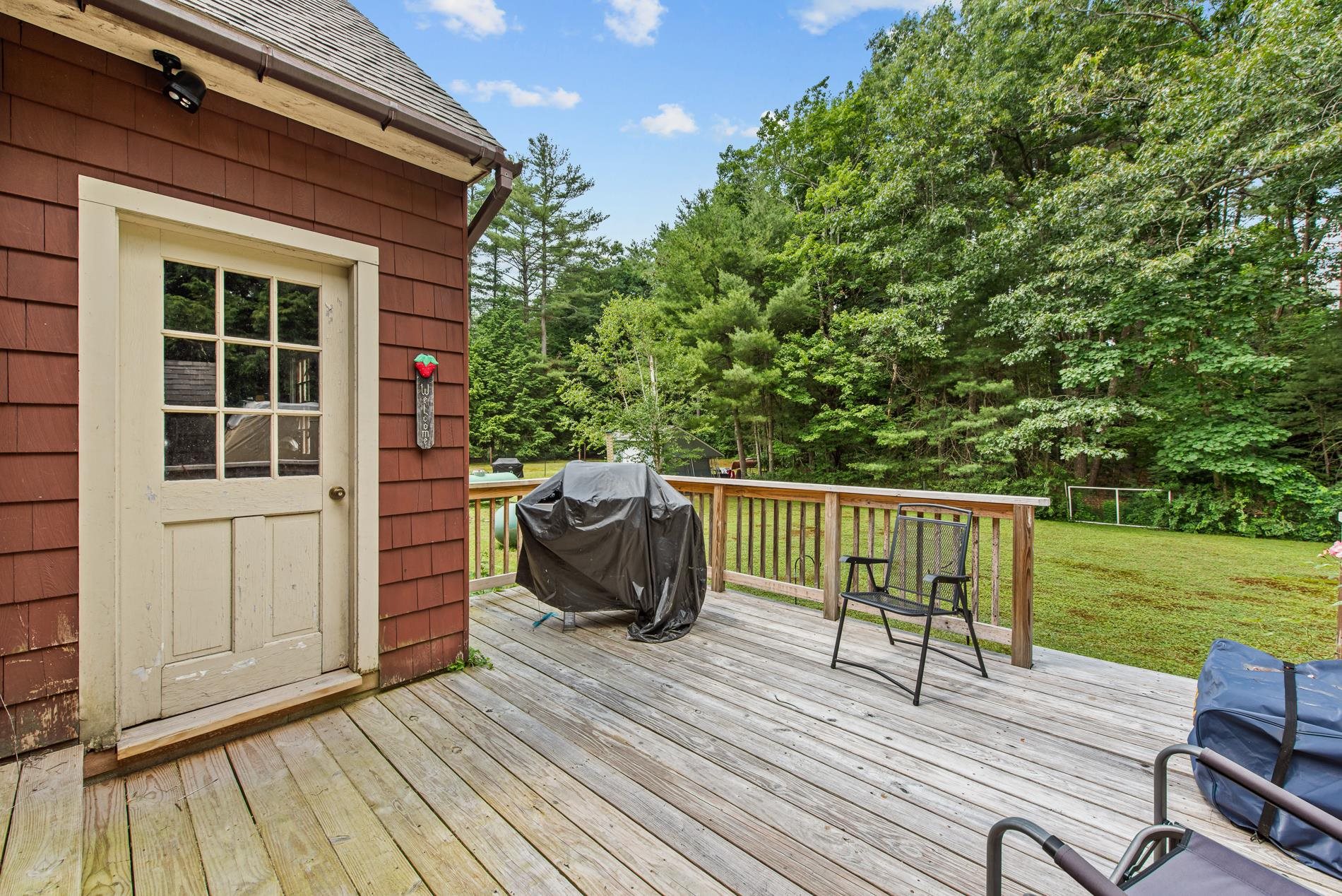 39 Davis Road Merrimack, NH 03054 - Photo 35 of 38