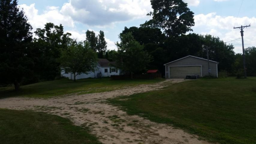 9386 Brown Road Fenwick, MI 48834 - Photo 8 of 138 camp1