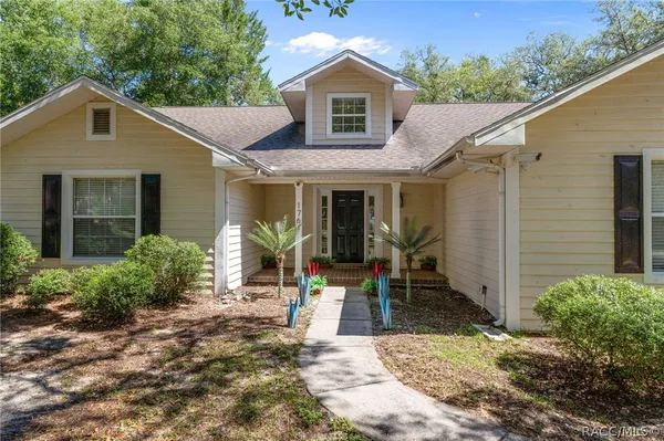 $329,900 | 1761 East Cleveland Street, Hernando, FL 34442