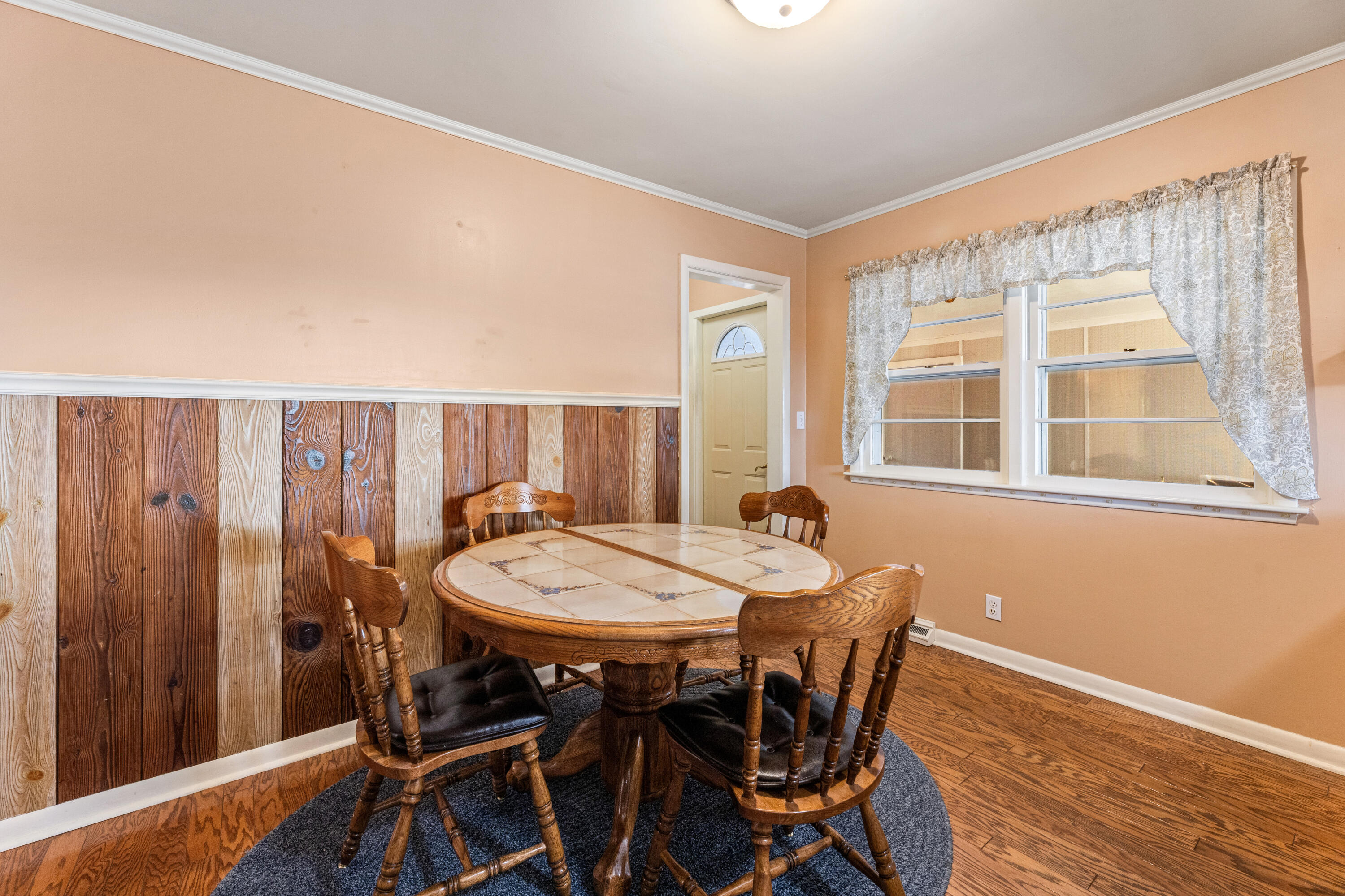 W394 Bluff Siding Road Fountain City, WI 54629 - Photo 13 of 36 13 kitchen