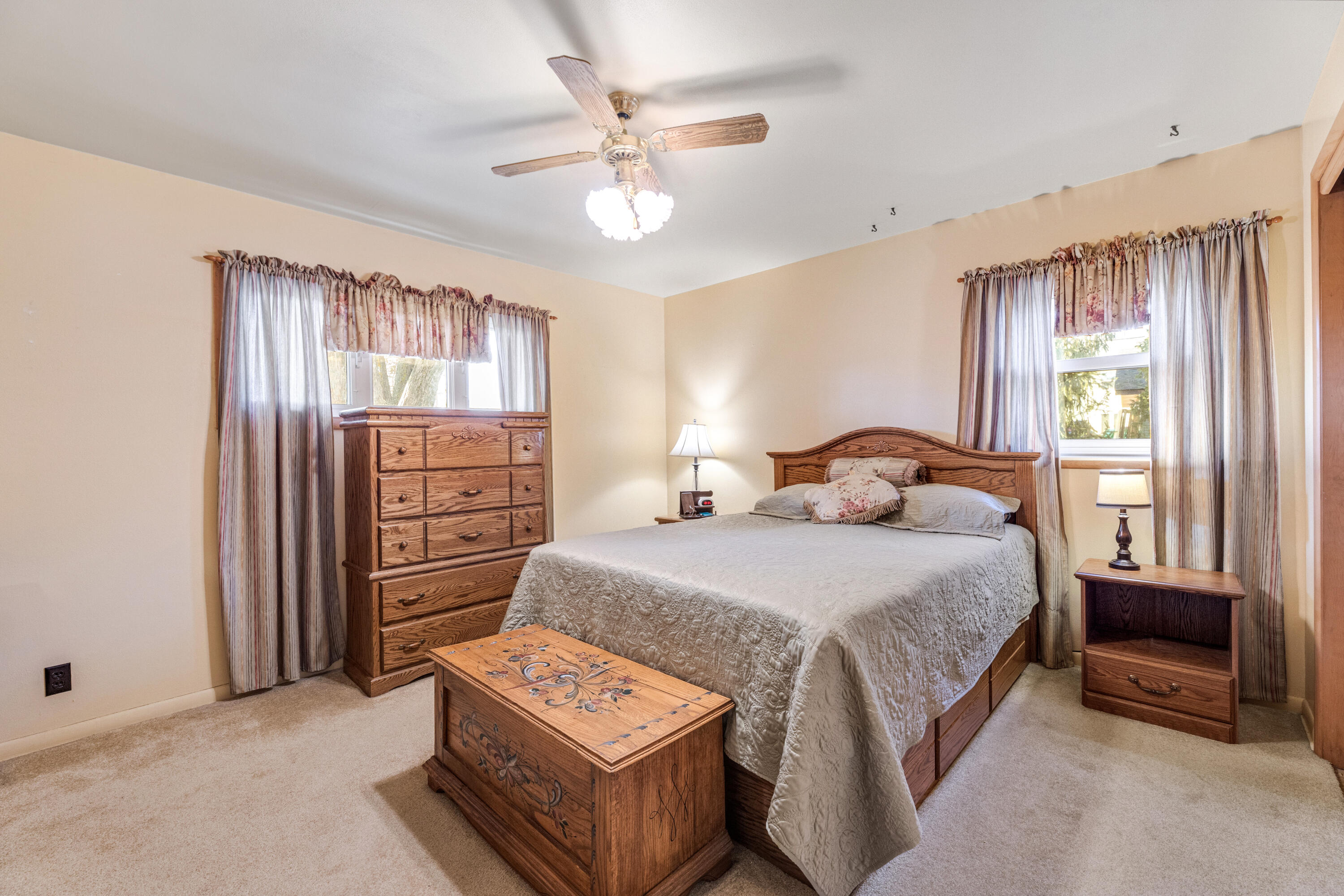 W394 Bluff Siding Road Fountain City, WI 54629 - Photo 15 of 36 15 bedroom