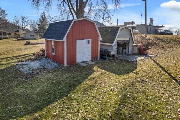 $399,900 | W394 Bluff Siding Road, Buffalo, WI 54629