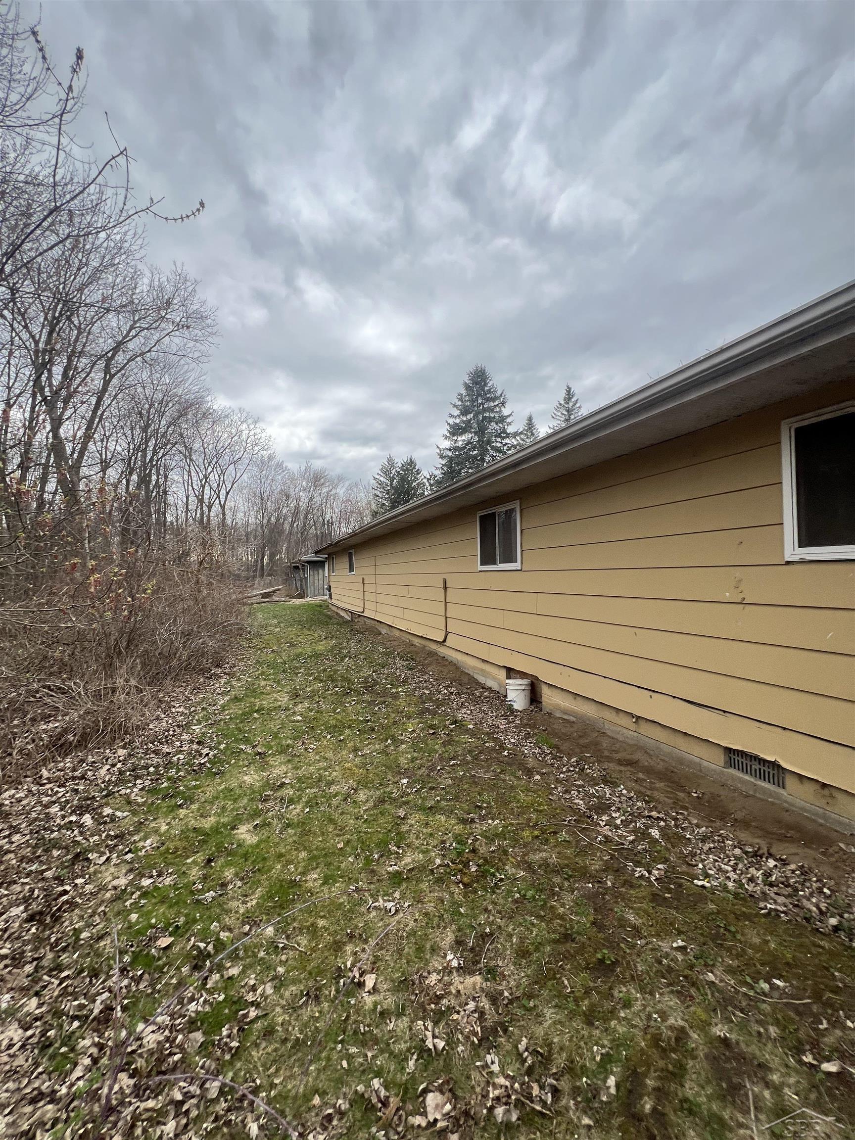 3040 South Towerline Road Bridgeport, MI 48722 - Photo 27 of 30 50172466-22c66f1d-82a4-4b35-b2da-e9745bd2b4b6.JPG