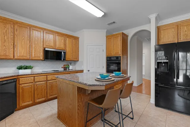 $1,000,000 | 130 Richards Drive, Buda, TX 78610