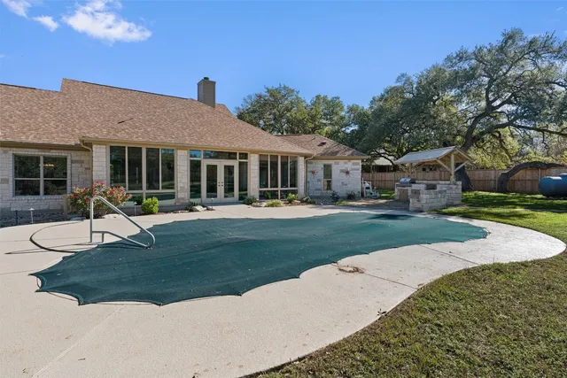 $1,000,000 | 130 Richards Drive, Buda, TX 78610