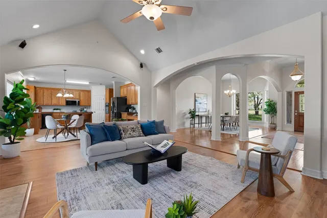 $1,000,000 | 130 Richards Drive, Buda, TX 78610