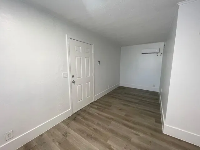 $1,850 | 754 Date Palm Drive, Unit B1, Lake Park, FL 33403