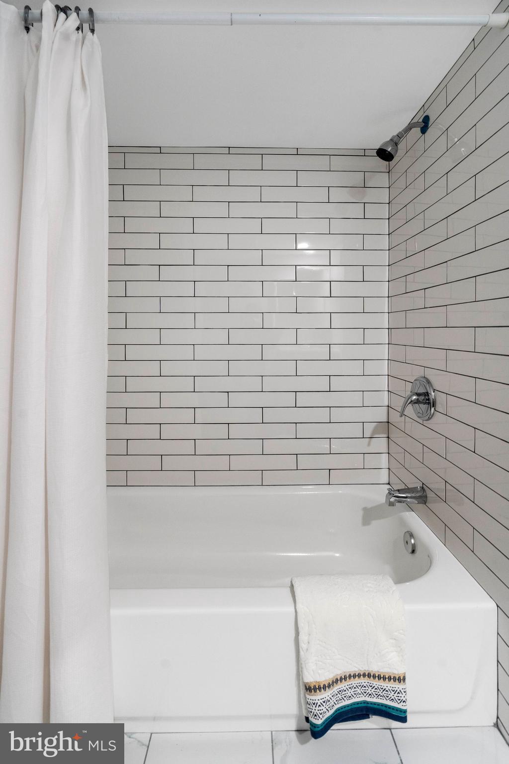 515 Hawthorne Road Linthicum Heights, MD 21090 - Photo 20 of 30 Bathroom