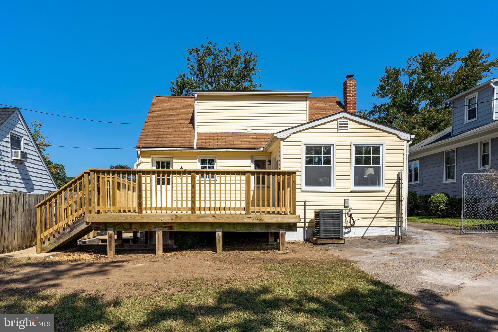 515 Hawthorne Road Linthicum Heights, MD 21090 - Photo 27 of 30 Exterior Rear