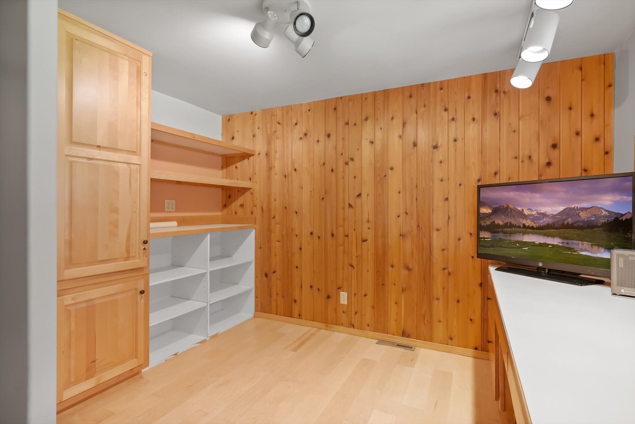 30526 Mission Creek Road St. Ignatius, MT 59865 - Photo 20 of 62 Gallery Image 20