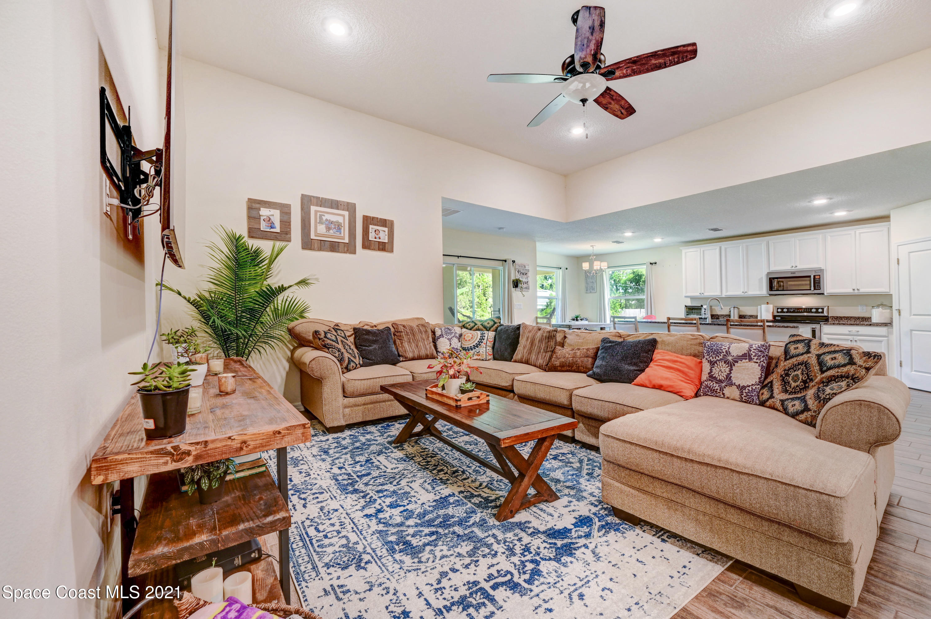 766 Duncan Road Southeast Palm Bay, FL 32909 - Photo 15 of 34 DSC_7580