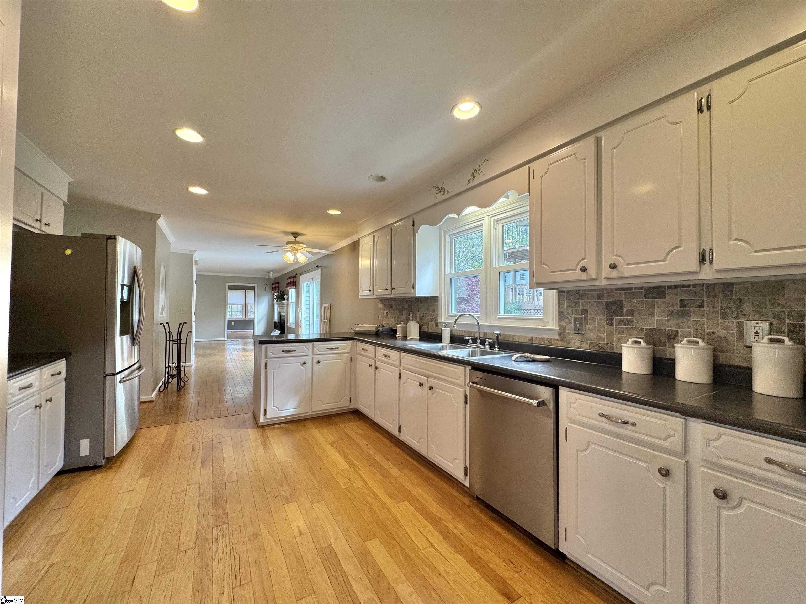 101 Long View Lane Pickens, SC 29671 - Photo 9 of 33