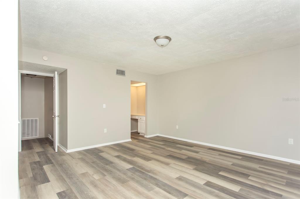 2101 Sunset Point Road, Unit 2706 Clearwater, FL 33765 - Photo 35 of 54 Gallery Image 35