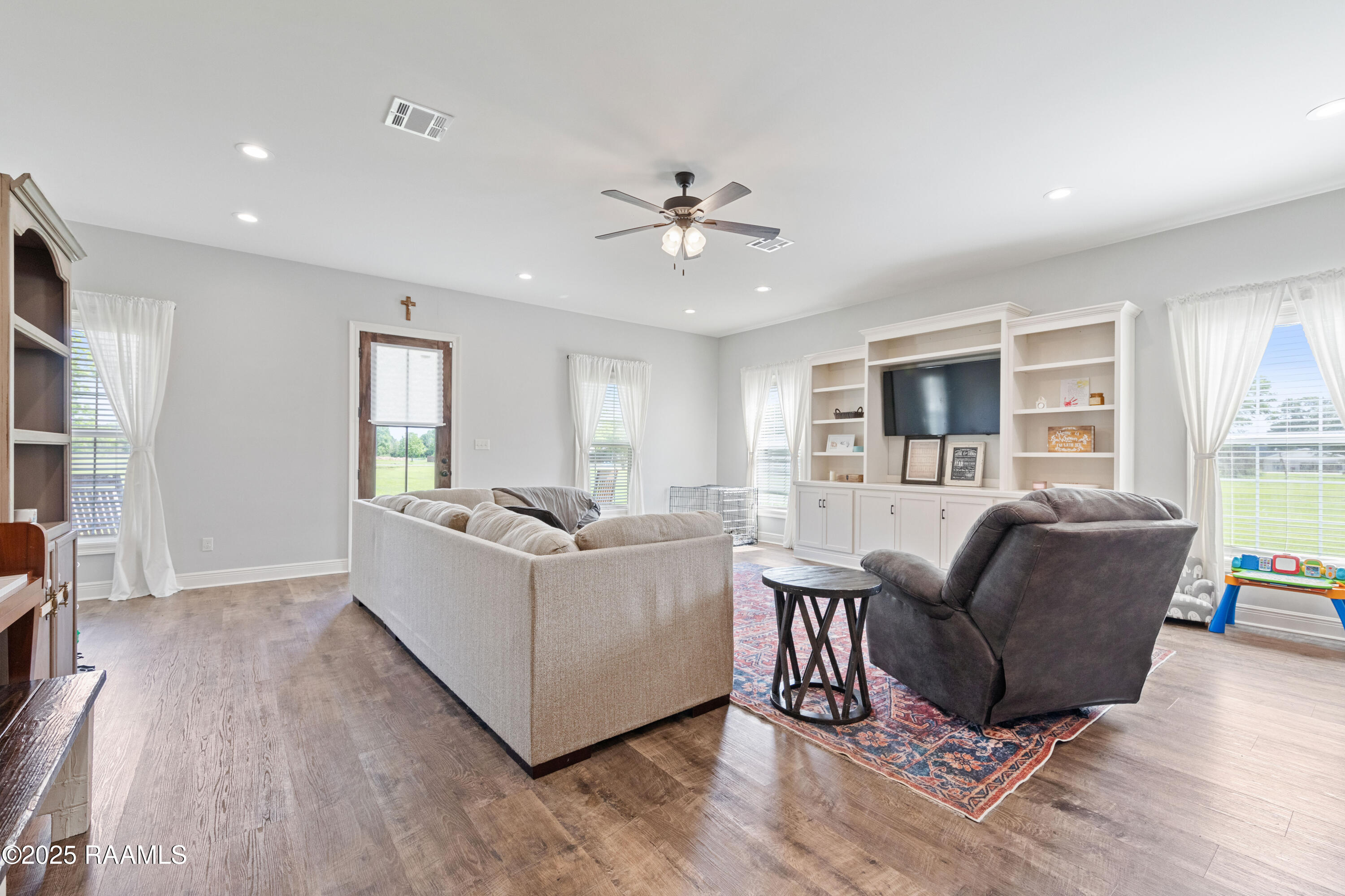 1120 East Butcher Switch Road Lafayette, LA 70507 - Photo 2 of 33 1120EButcher-24