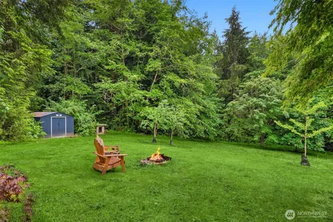 $1,500,000 | 9641 Mandus Olson Road Northeast, Bainbridge Island, WA 98110