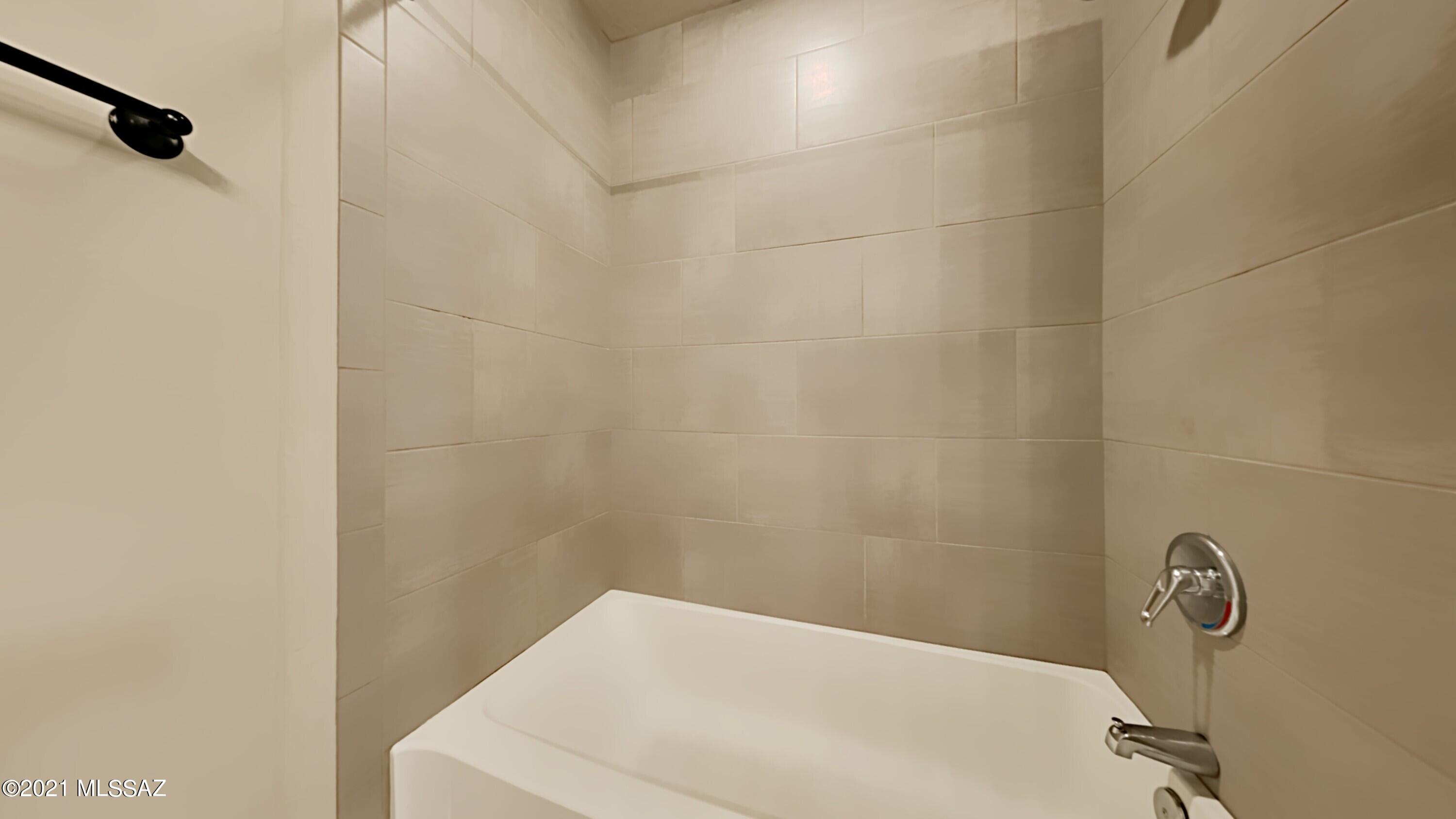 2550 East River Road Tucson, AZ 85718 - Photo 17 of 22