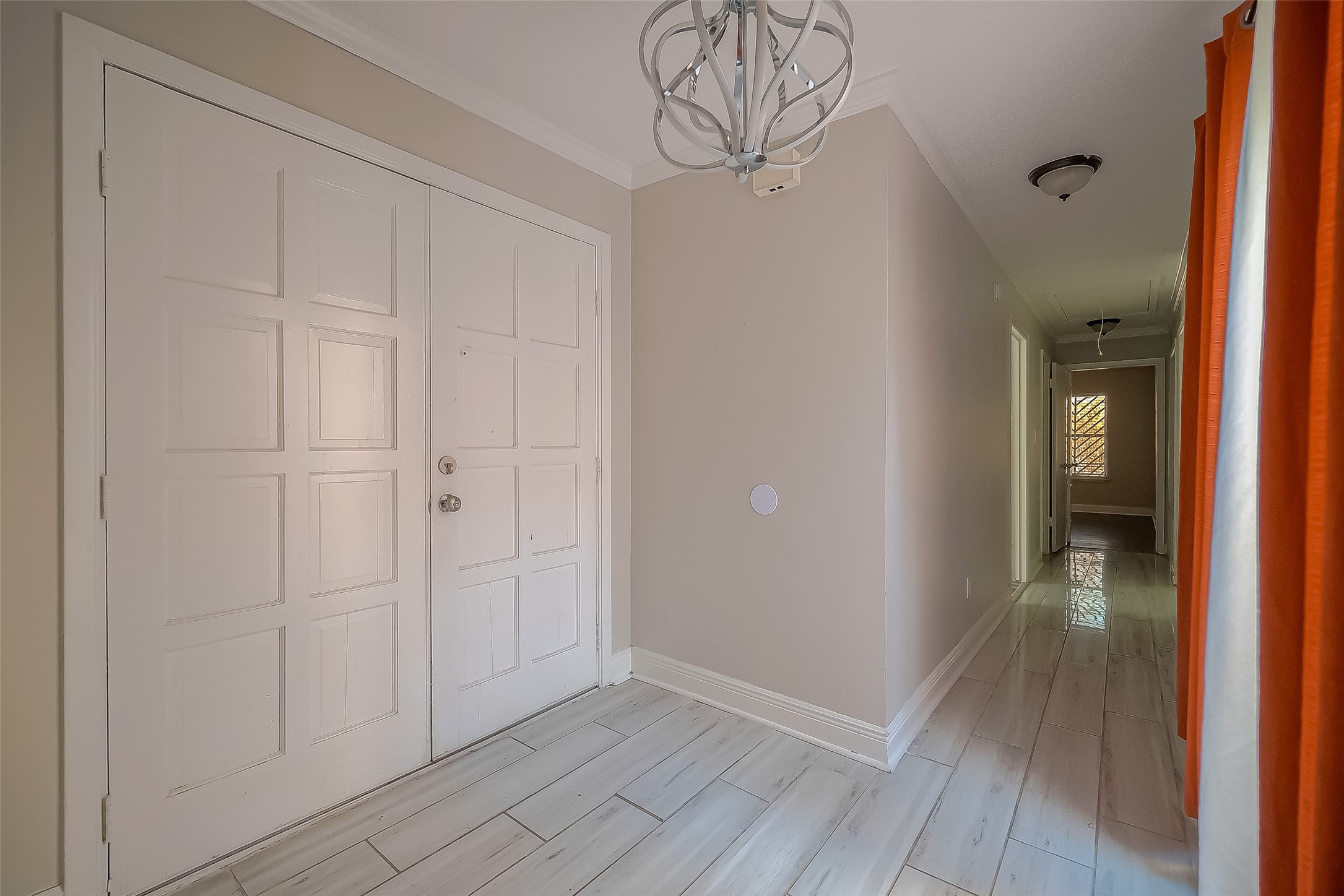 6363 Ivyknoll Drive Houston, TX 77035 - Photo 11 of 36