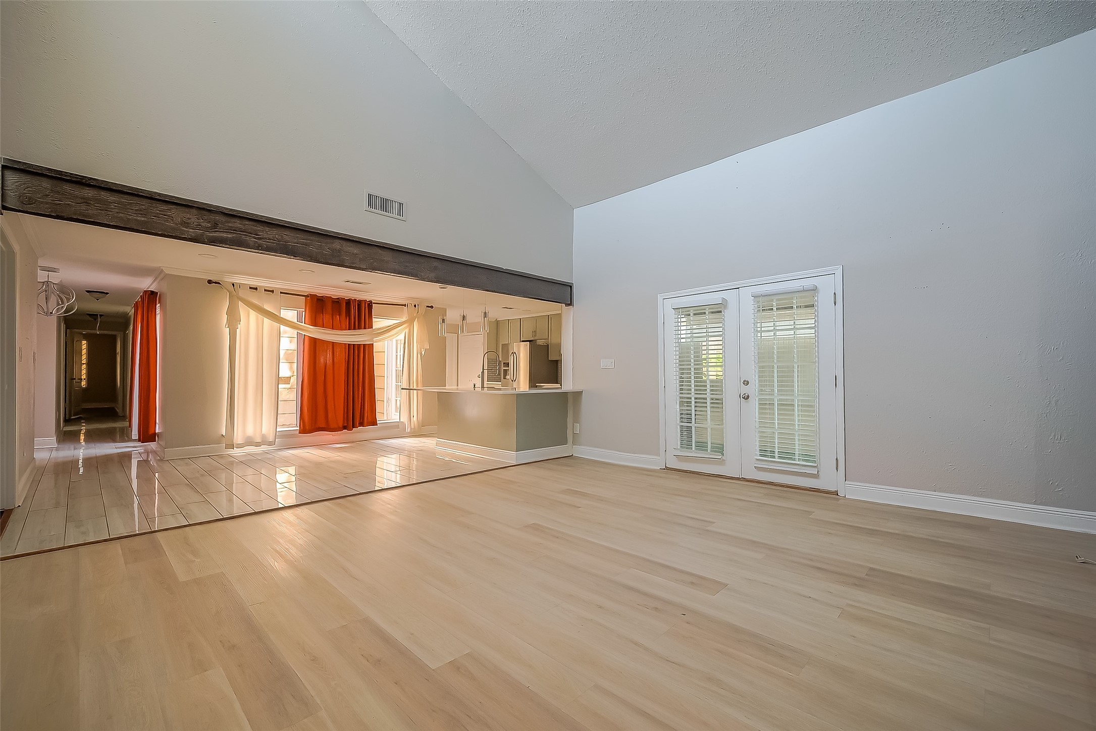 6363 Ivyknoll Drive Houston, TX 77035 - Photo 16 of 36