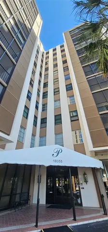 $2,300 | 10355 Paradise Boulevard, Unit 710, Treasure Island, FL 33706