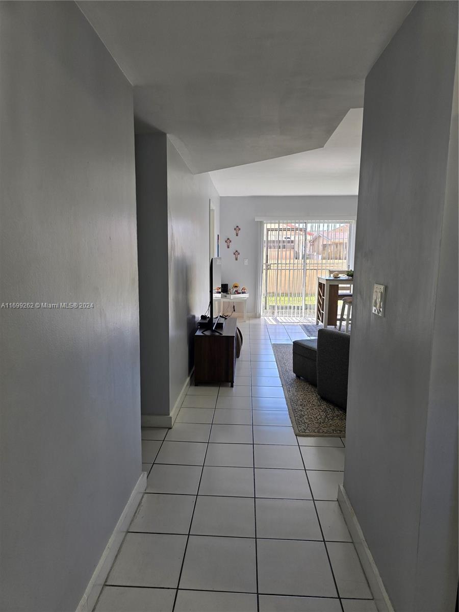 2630 West 76th Street, Unit 104 Hialeah, FL 33016 - Photo 3 of 36