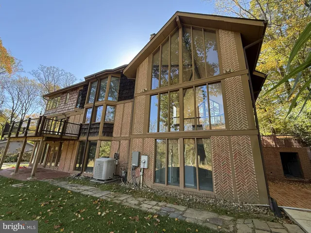 $2,500,000 | 1416 Lady Bird Drive, McLean, VA 22101