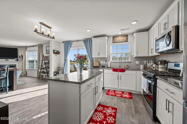 $360,000 | 600 Lake Tyler Drive, New Bern, NC 28560