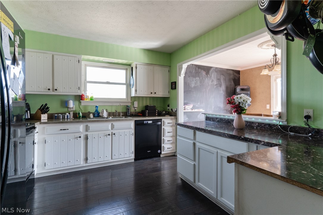 2765 McMackin Road Madison, OH 44057 - Photo 4 of 38