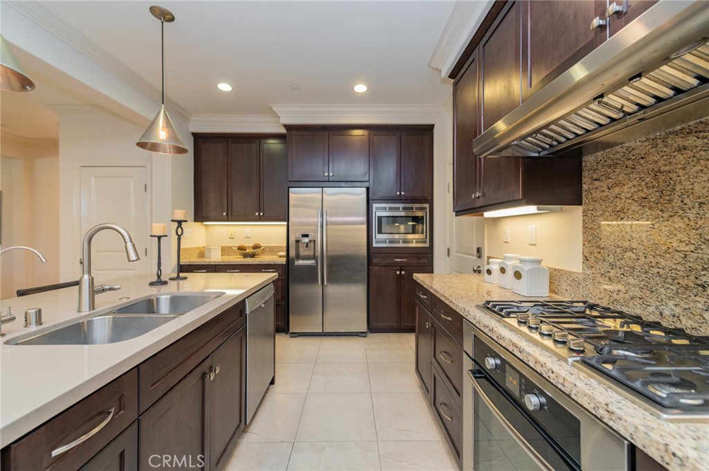 144 Velvet Flower Irvine, CA 92620 - Photo 20 of 39