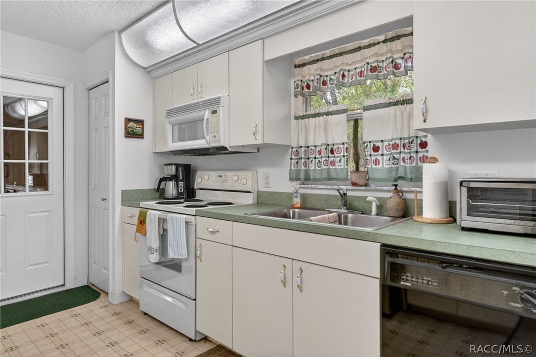 134 South Fitzpatrick Avenue Inverness, FL 34453 - Photo 13 of 45