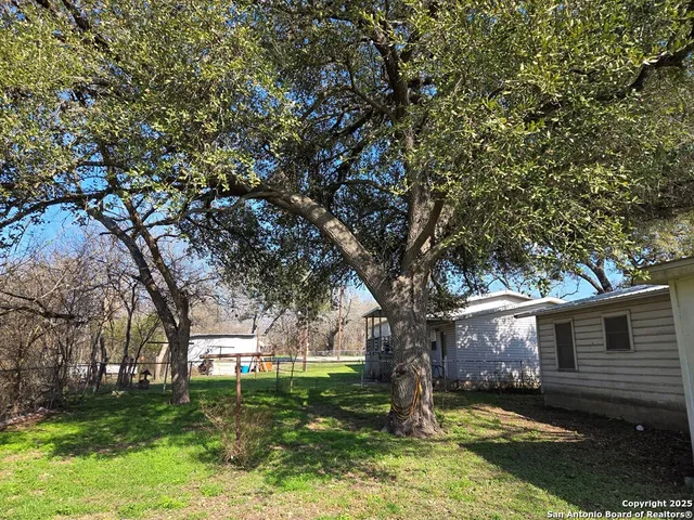 $84,500 | 417 Jones Street, Pettus, TX 78146
