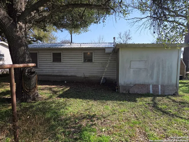 $84,500 | 417 Jones Street, Pettus, TX 78146