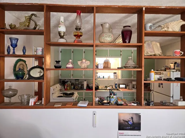 $84,500 | 417 Jones Street, Pettus, TX 78146