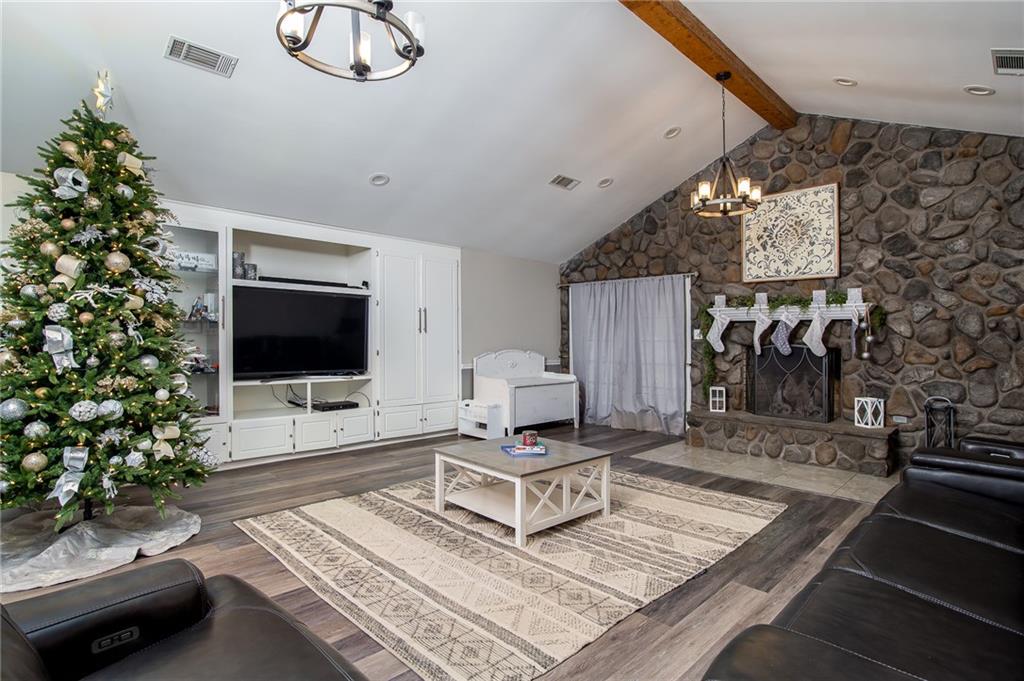 591 Airbase Road Pollock, LA 71467 - Photo 5 of 29 Gallery Image 5