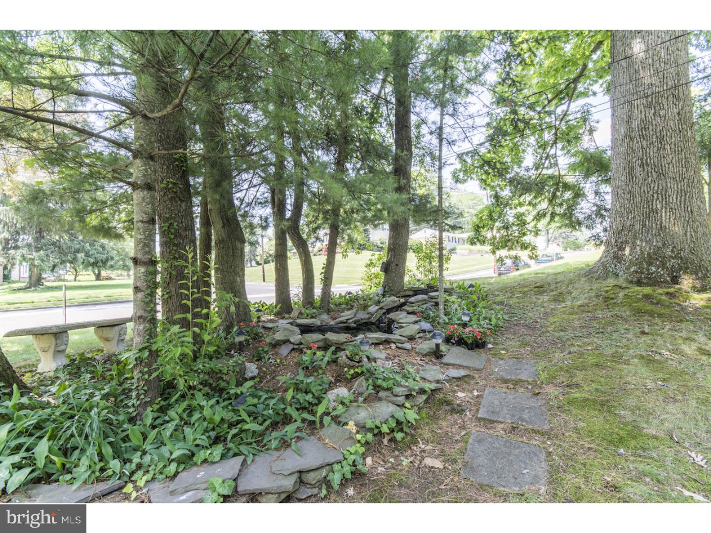 4280 Morris Road Hatboro, PA 19040 - Photo 3 of 25 Front Yard