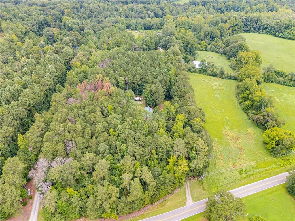 1800 Mandeville Road Bremen, GA 30110 - Photo 38 of 41 a view of a lake with a city