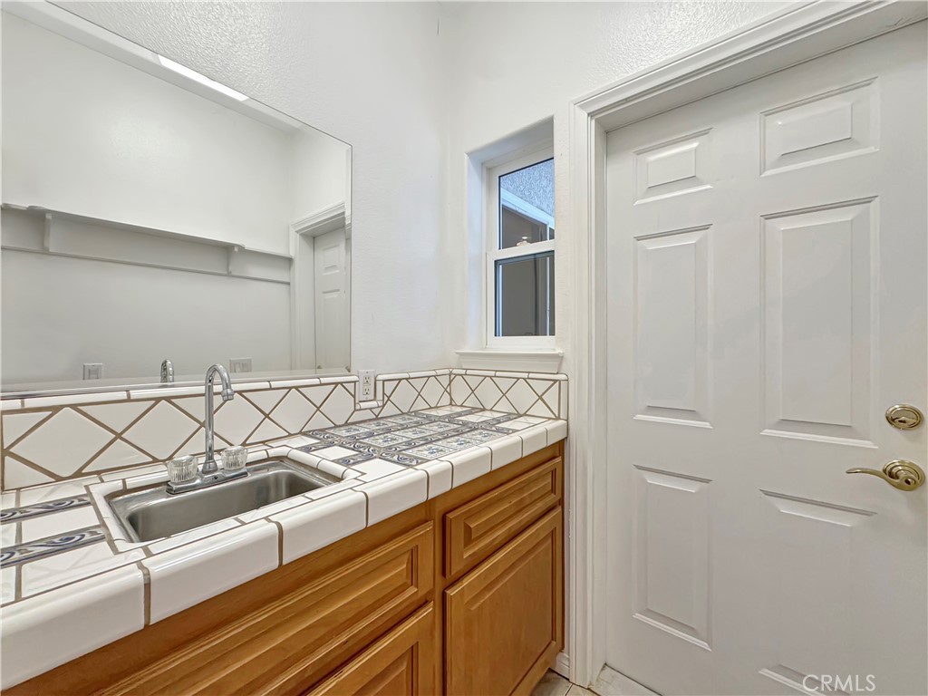 875 Clark Street Riverside, CA 92501 - Photo 44 of 56