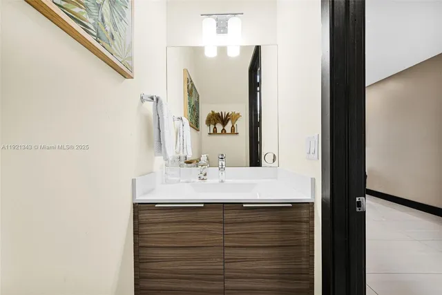 a view of room and utility room