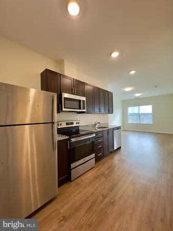 $1,699 | 4909 Hamilton Avenue, Unit 4909B, Baltimore, MD 21206
