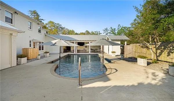 $698,000 | 1012 South Louisiana Street, Covington, LA 70433
