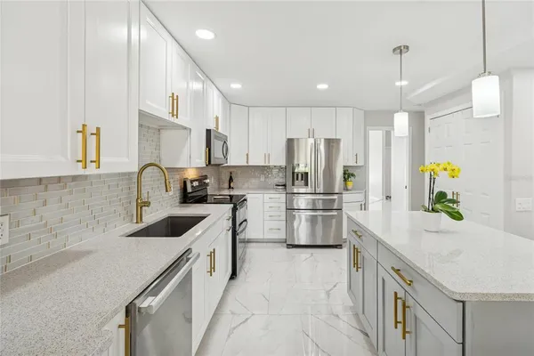 $849,000 | 14603 Village Glen Circle, Tampa, FL 33618