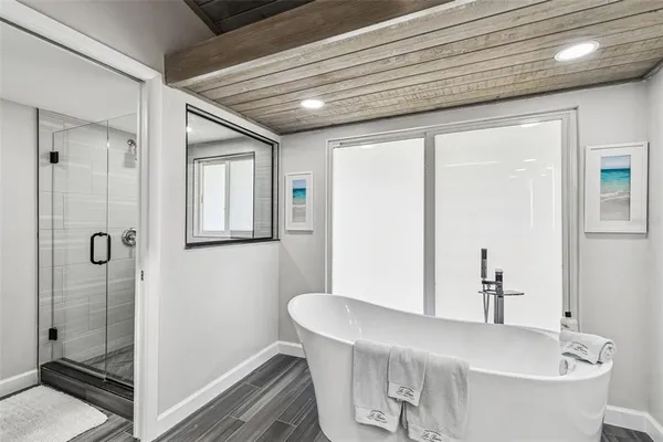 $849,000 | 14603 Village Glen Circle, Tampa, FL 33618