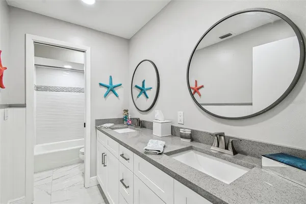 $849,000 | 14603 Village Glen Circle, Tampa, FL 33618