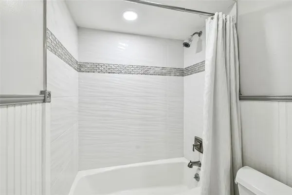 $849,000 | 14603 Village Glen Circle, Tampa, FL 33618