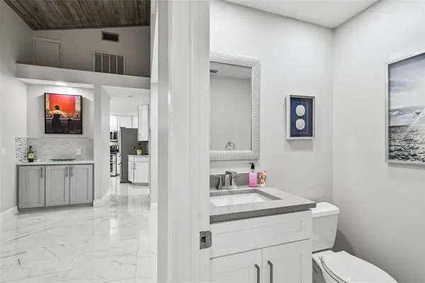 $849,000 | 14603 Village Glen Circle, Tampa, FL 33618