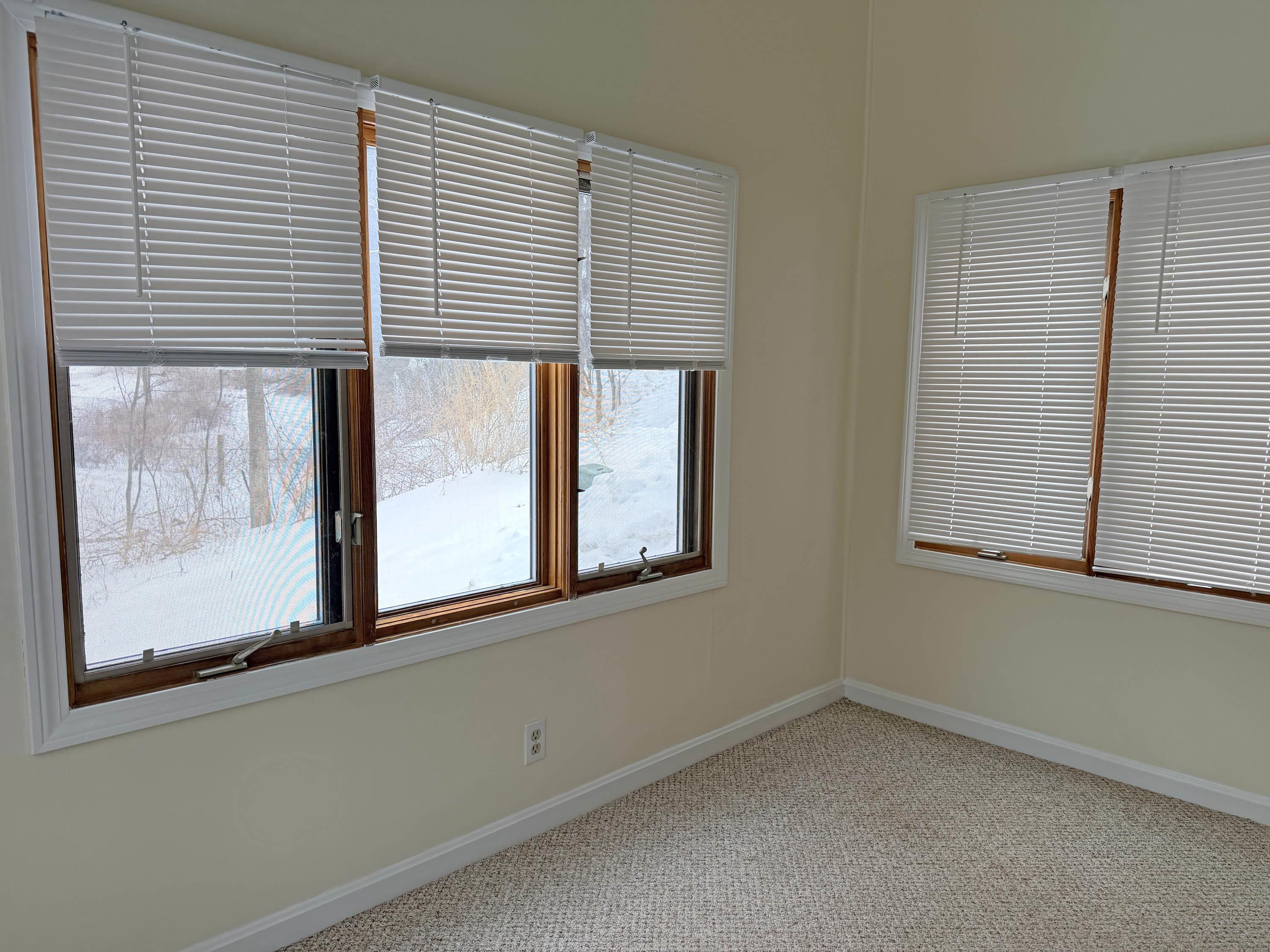 16 Robin Way Brattleboro, VT 05301 - Photo 11 of 17