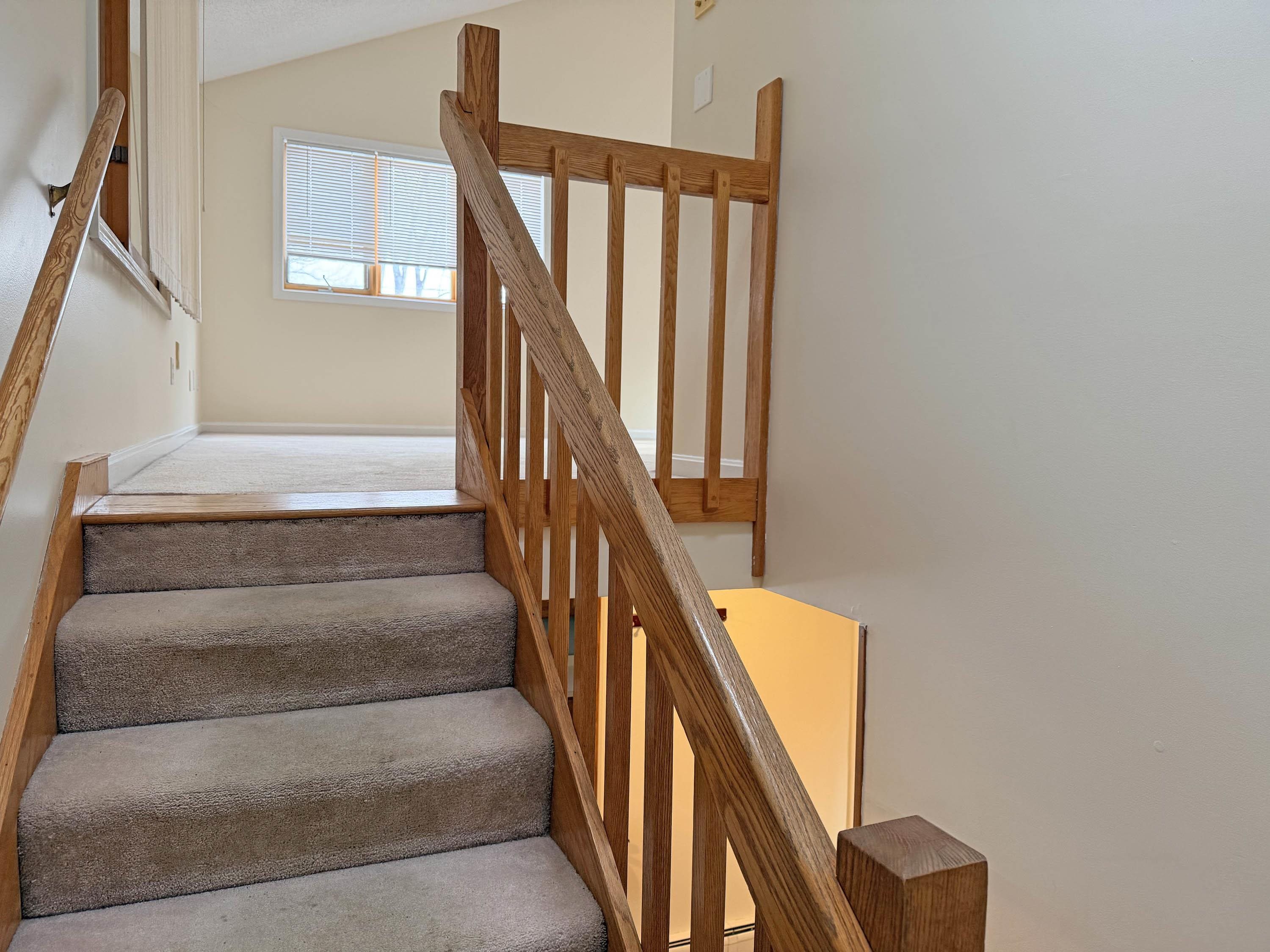 16 Robin Way Brattleboro, VT 05301 - Photo 13 of 17