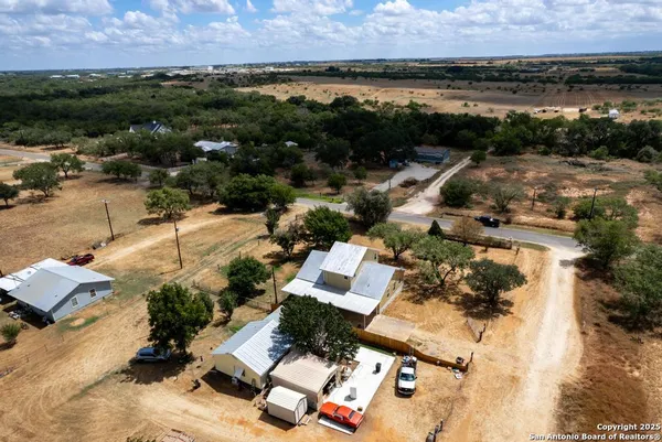 $265,000 | 1176 Old Adams Lane, Pleasanton, TX 78064