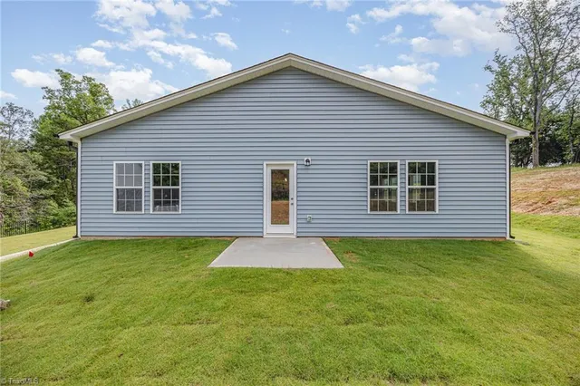 $342,473 | 1676 Little Creek Circle, Winston-Salem, NC 27103