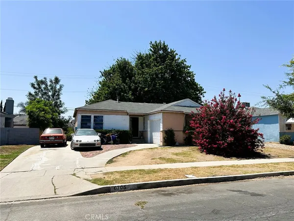 $685,000 | 6705 Sylvia Avenue, Reseda, CA 91335